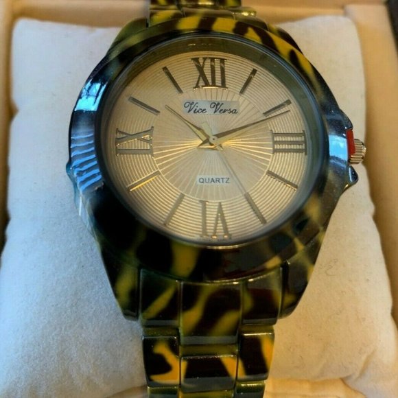 Designer Leopard Tiger Print Watch - Picture 2 of 2